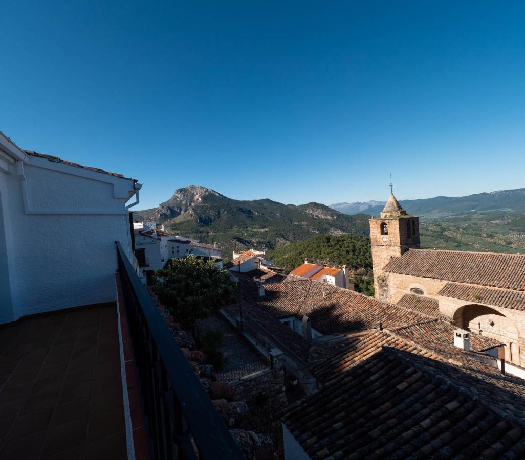 Alojamientos Messia De Leiva Segura de la Sierra Luaran gambar